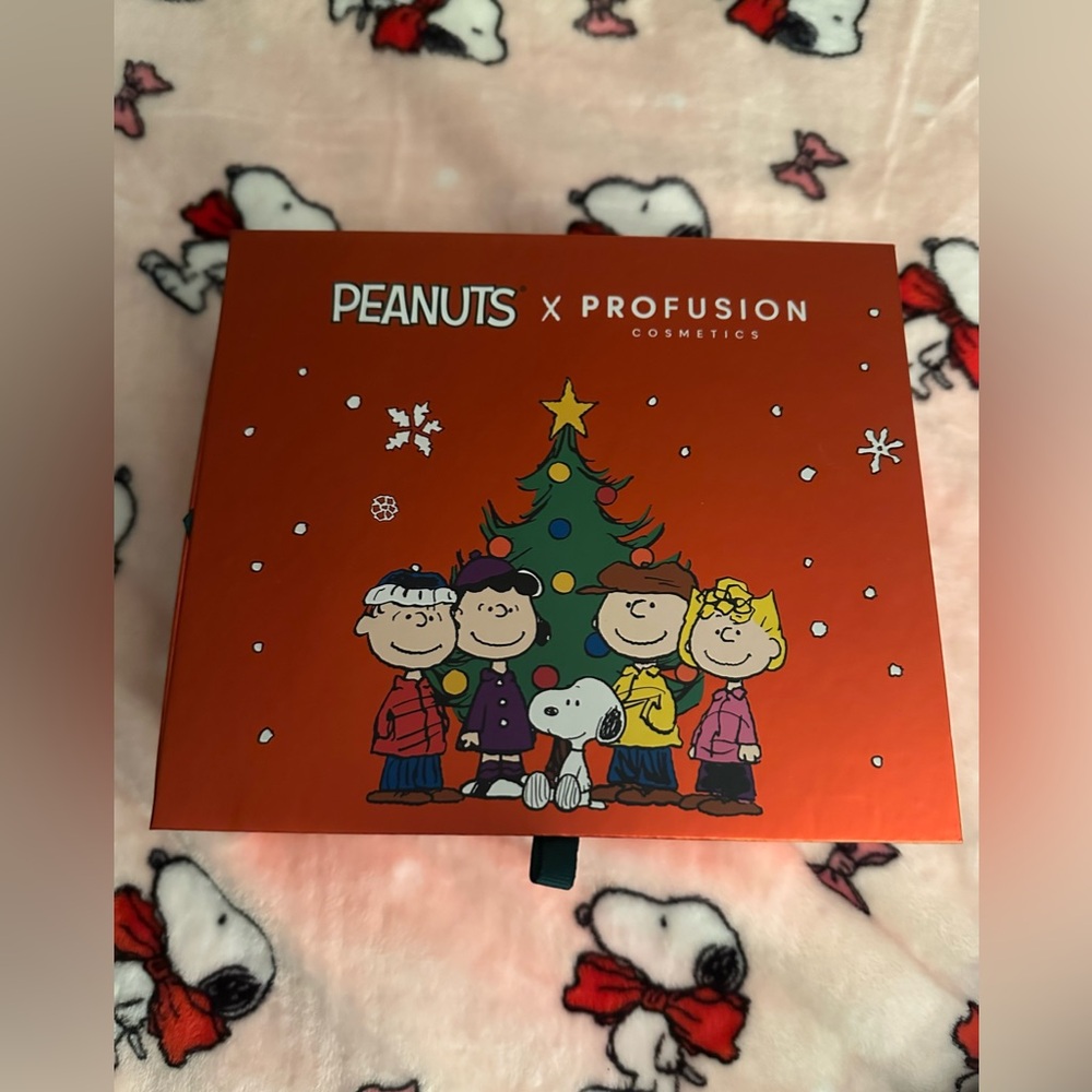 Profusion Cosmetics Peanuts Festive Box